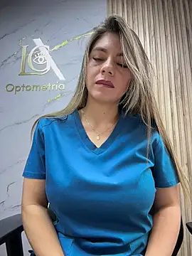 alicee16 online show from May 5, 1:36 pm