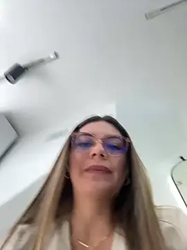 alicee16 online show from March 9, 7:59 pm