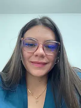 alicee16 online show from January 8, 9:55 pm