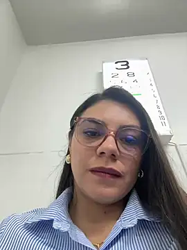 alicee16 online show from January 2, 8:35 pm