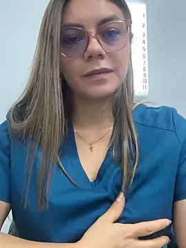 alicee16 online show from March 15, 4:43 pm