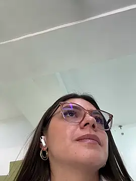 alicee16 online show from January 12, 8:14 pm