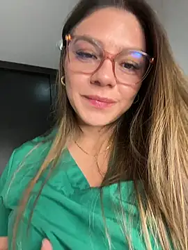 alicee16 online show from February 9, 3:22 am