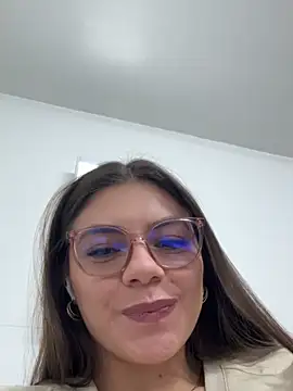 alicee16 online show from January 11, 7:49 pm