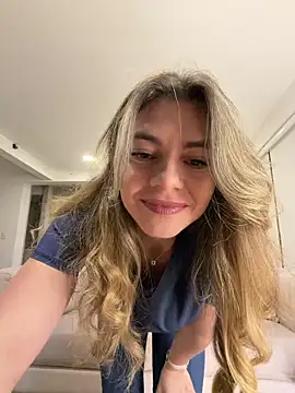 alicee16 online show from February 22, 3:20 am