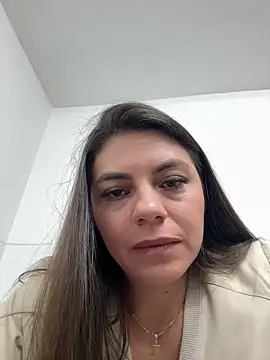 alicee16 online show from January 7, 7:49 pm