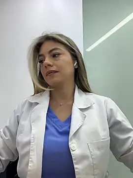 alicee16 online show from November 30, 3:57 pm