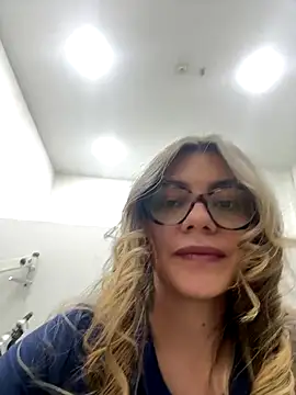 alicee16 online show from October 10, 8:09 pm