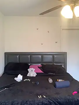 asiamariiee online show from February 25, 2:17 pm