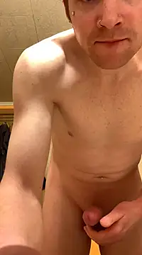 slutboy42000 online show from January 15, 4:36 am