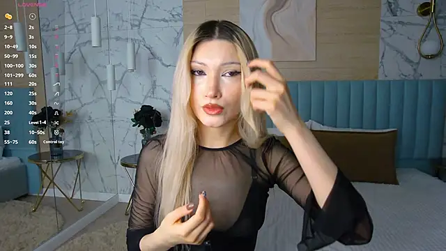 CarolReeves online show from January 18, 5:05 pm