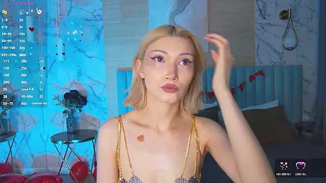 Snapshot of CarolReeves chatting on February 15, 4:39 pm CarolReeves online show from February 15, 4:39 pm