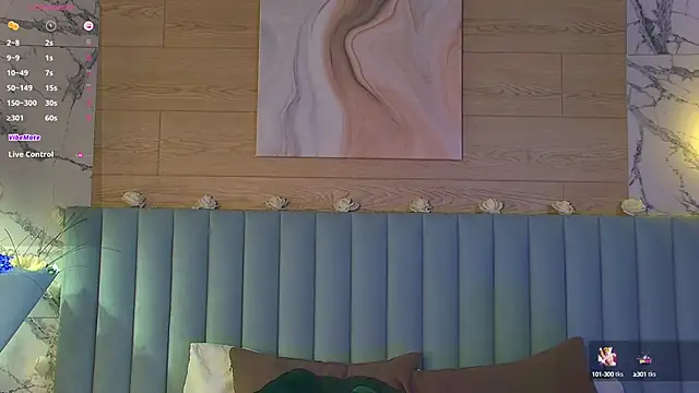 Snapshot of CarolReeves chatting on March 21, 1:45 pm CarolReeves online show from March 21, 1:45 pm