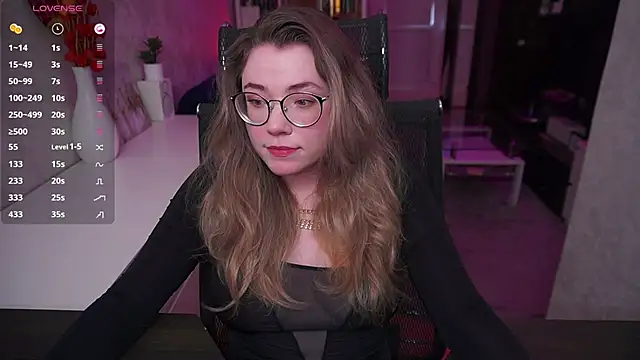 RemyCute online show from June 3, 5:17 pm