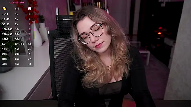 Snapshot of RemyCute chatting on October 29, 6:07 pm RemyCute online show from October 29, 6:07 pm