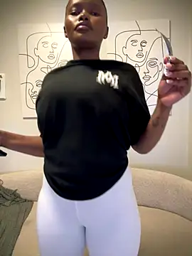 Snapshot of Neelo-Smith chatting on October 7, 8:43 pm Neelo-Smith online show from October 7, 8:43 pm