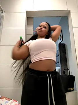 Snapshot of Neelo-Smith chatting on September 14, 8:31 pm Neelo-Smith online show from September 14, 8:31 pm
