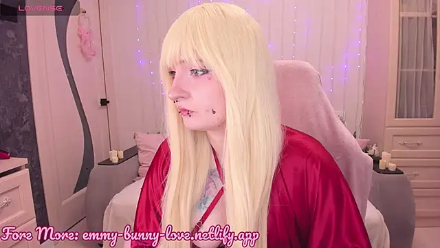 EmmyBunny online show from February 11, 3:01 pm