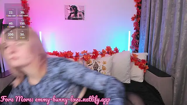 EmmyBunny online show from September 9, 3:43 pm