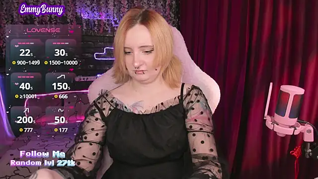 EmmyBunny online show from March 21, 2:40 pm