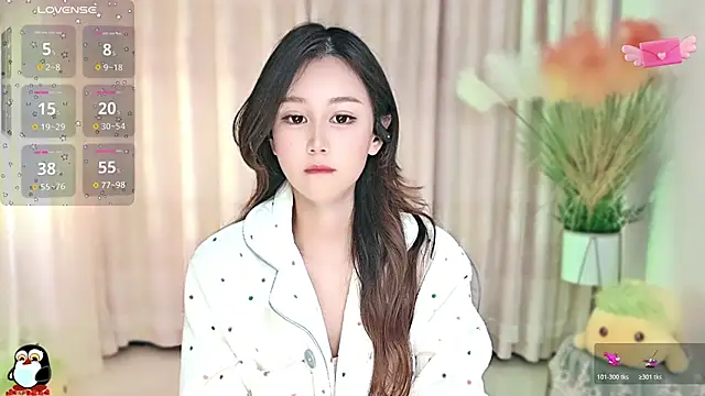 Snapshot of Aimee-520 chatting on October 22, 11:36 pm Aimee-520 online show from October 22, 11:36 pm