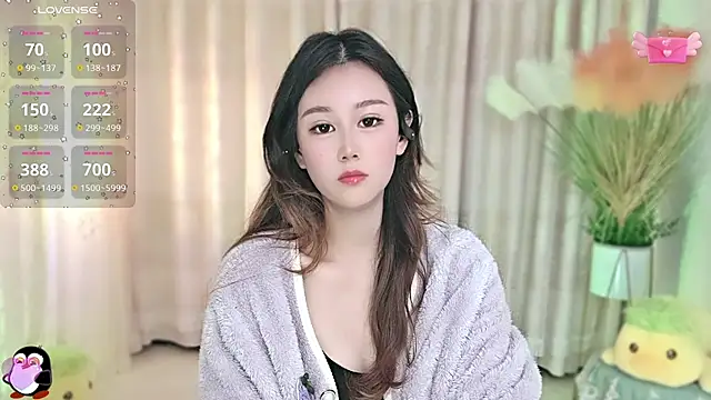 Snapshot of Aimee-520 chatting on October 24, 12:09 am Aimee-520 online show from October 24, 12:09 am