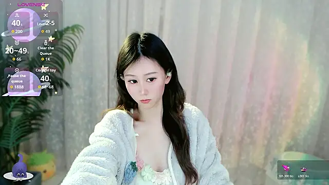 Aimee-520 online show from February 4, 8:09 am