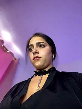 Snapshot of Alicia_Ruiz chatting on October 2, 6:00 pm Alicia Ruiz online show from October 2, 6:00 pm