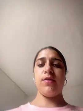 Alicia Ruiz online show from March 25, 6:07 pm