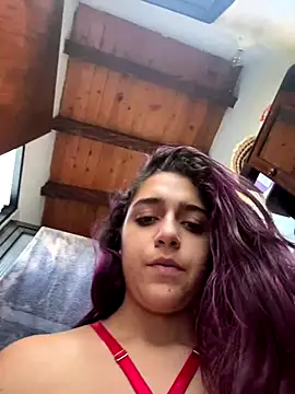 Snapshot of Alicia_Ruiz chatting on December 3, 9:50 pm Alicia Ruiz online show from December 3, 9:50 pm