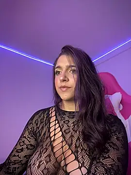 Alicia Ruiz online show from April 21, 8:04 pm
