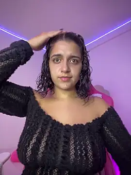 Alicia Ruiz online show from May 1, 8:03 pm