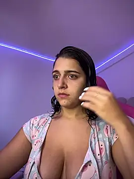 Alicia Ruiz online show from June 11, 8:17 pm