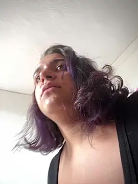 Alicia Ruiz online show from May 29, 8:04 pm