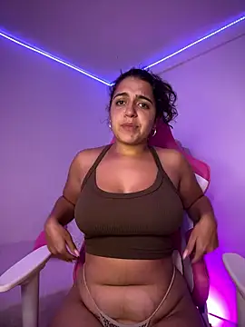 Alicia Ruiz online show from April 14, 8:25 pm