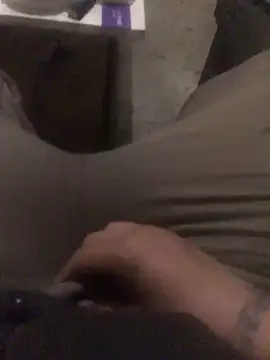 chrille82 online show from October 13, 7:59 pm