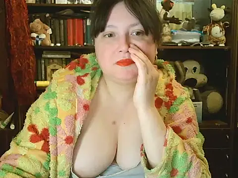 Snapshot of CarrieQPeach chatting on February 5, 8:04 pm CarrieQPeach online show from February 5, 8:04 pm