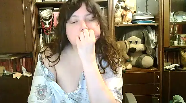 CarrieQPeach online show from December 4, 9:18 pm