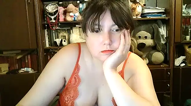 CarrieQPeach online show from December 12, 7:04 pm