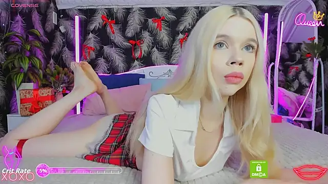 Lollita Lewis online show from January 10, 5:41 pm