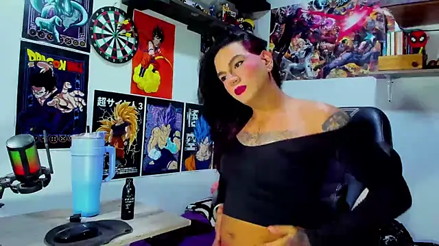 Snapshot of dariell_smokesexx chatting on June 27, 7:31 pm dariell smokesexx online show from June 27, 7:31 pm