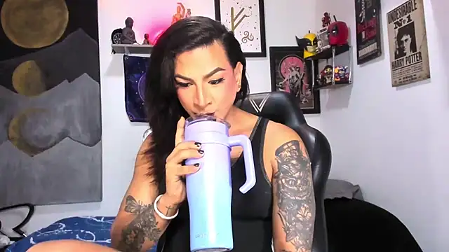 dariell smokesexx online show from February 22, 3:35 pm