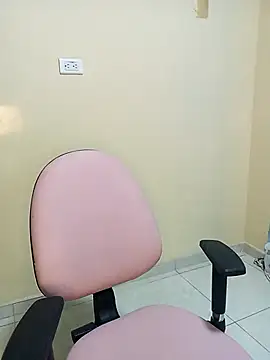 Snapshot of nammy__dirtyhott chatting on November 7, 1:59 pm nammy dirtyhott online show from November 7, 1:59 pm