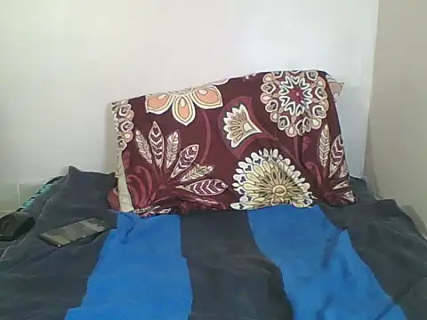 SilentQueen93 online show from March 25, 8:46 am