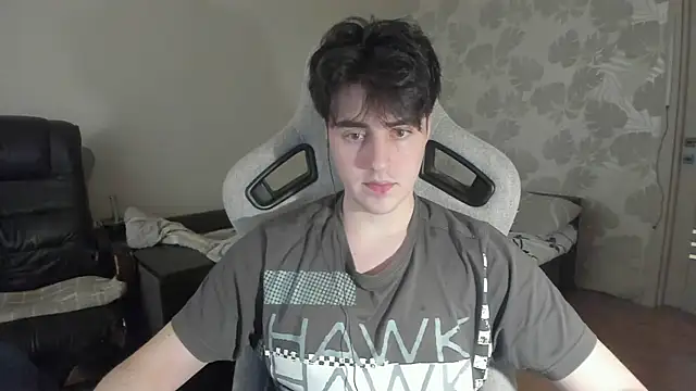 Knuckles17 online show from May 18, 12:54 pm
