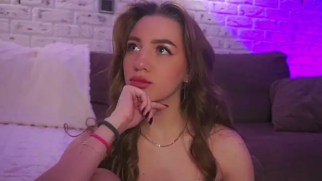 Snapshot of MaryHillty chatting on January 29, 6:07 pm MaryHillty online show from January 29, 6:07 pm