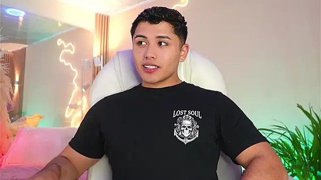 MatiasKorn online show from April 19, 4:13 am