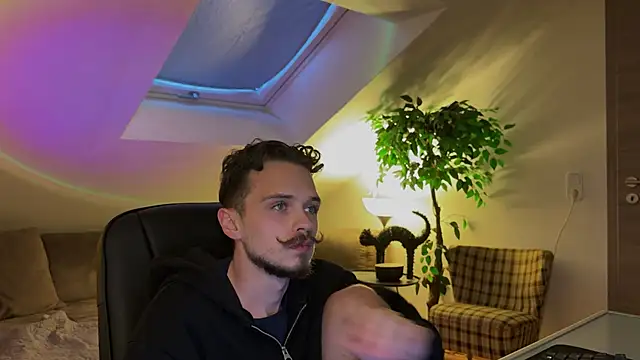 naked psy online show from March 19, 5:13 pm