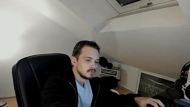 naked psy online show from October 22, 11:14 pm