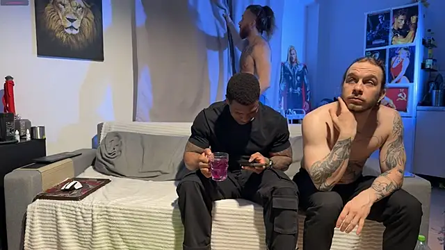 rusbigpaul online show from April 17, 6:33 pm